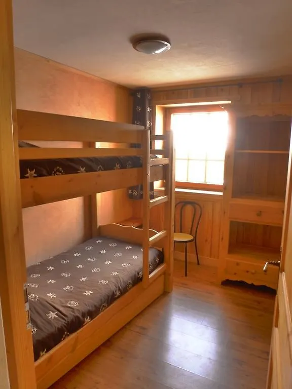 Chalet Les Lioues Apartment Sollieres-Sardieres