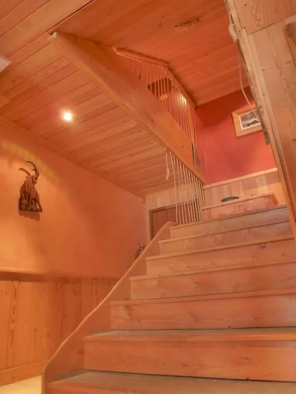 Chalet Les Lioues Apartment Sollieres-Sardieres France